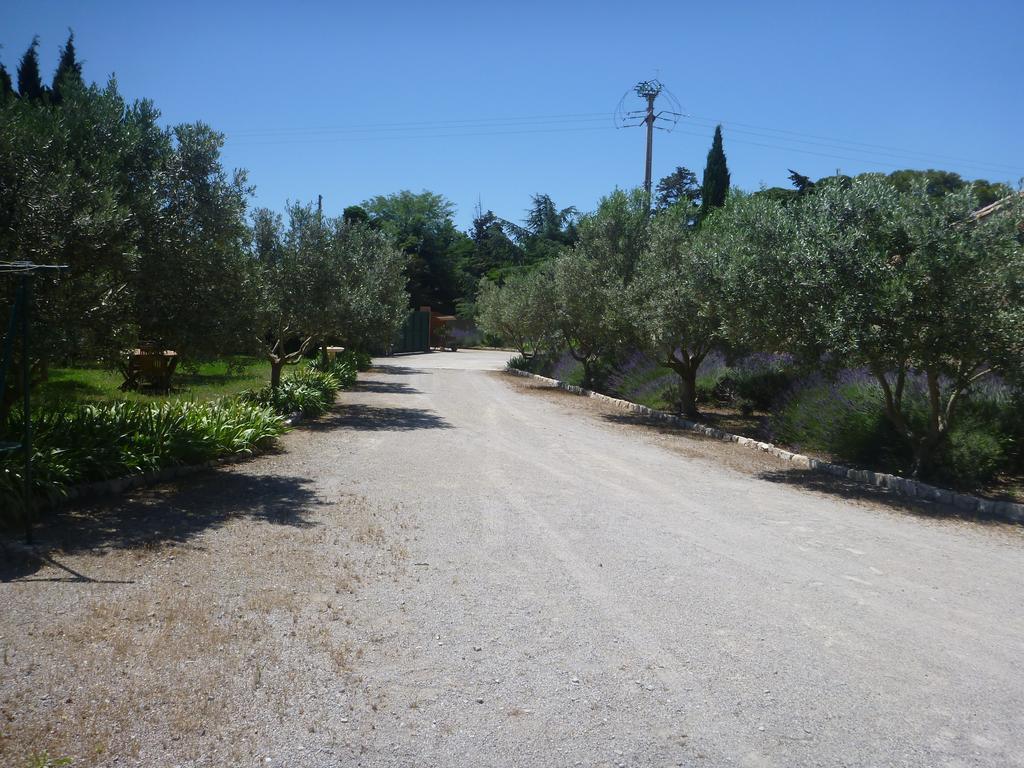 Le Mas De Gleyzes B&B De Charme Lédenon Exterior photo